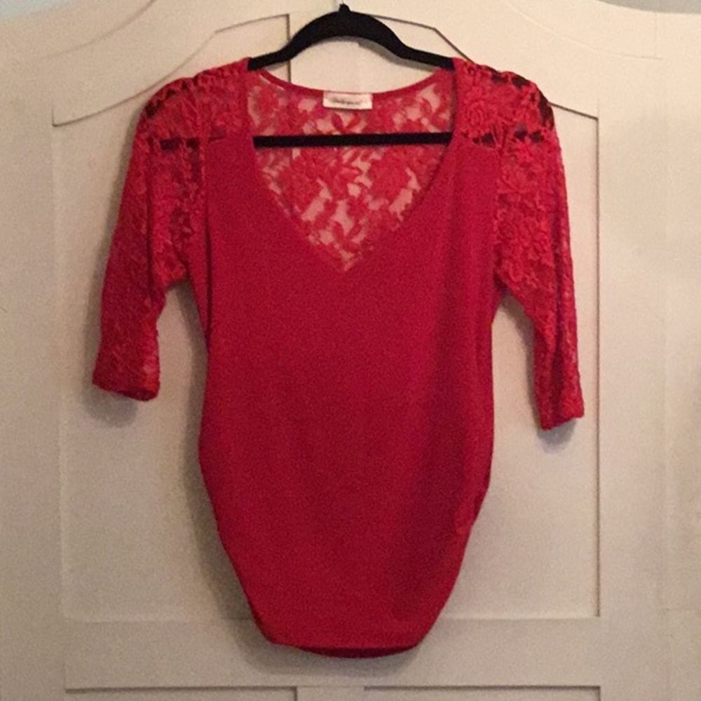 Red Lace Sleeve/back Ruched Side Top Size Large